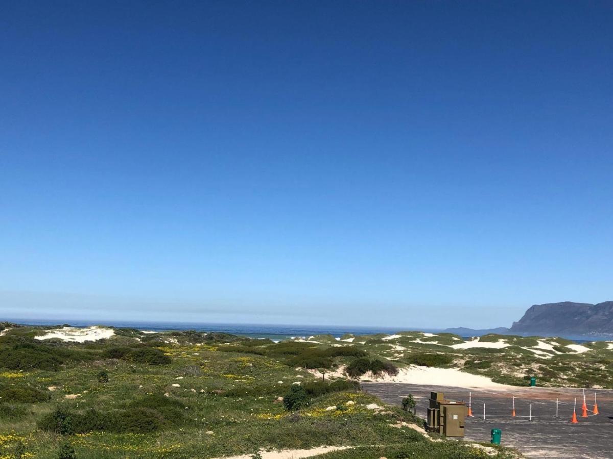 Cape Capsules Hotel Muizenberg Exterior foto